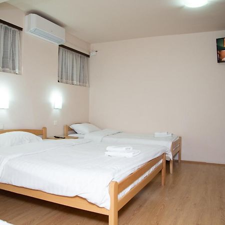 Motel Imperija Ub Dış mekan fotoğraf