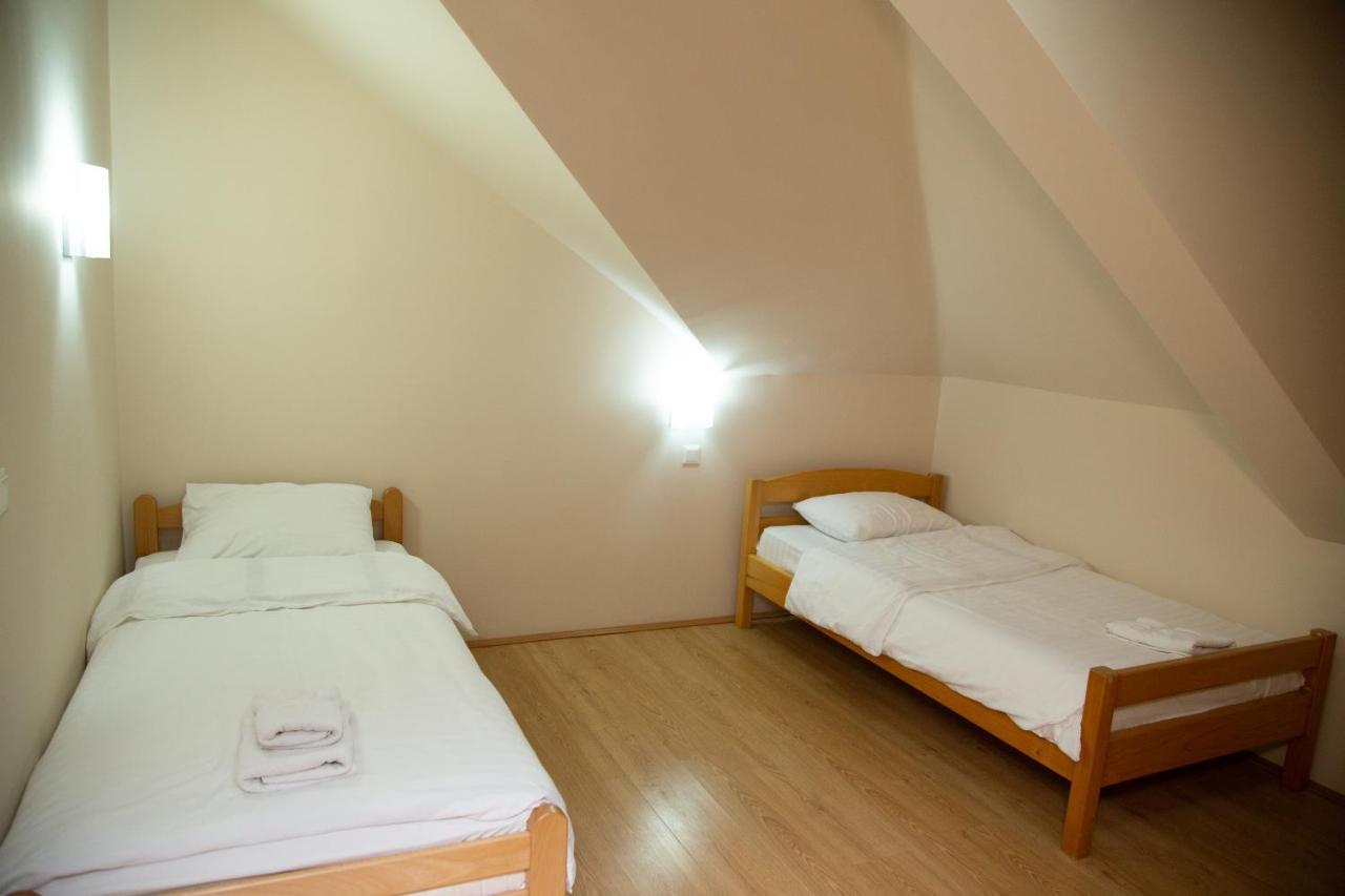 Motel Imperija Ub Dış mekan fotoğraf